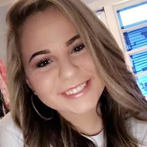 Meet your Posher, Lillian